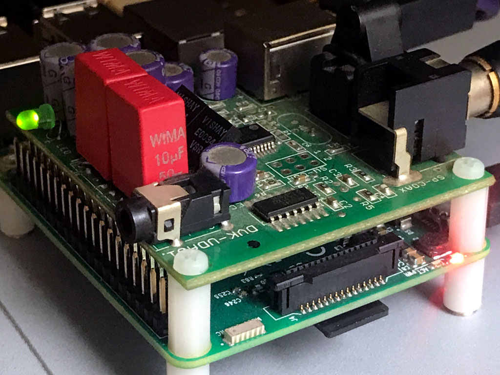 Raspberry Pi and DVK-UDA01